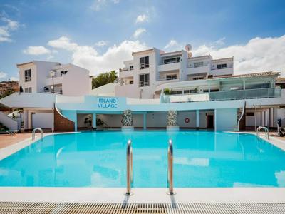 2 Island Village with Wi fi and Pool