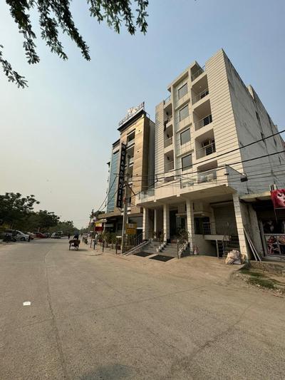 Hotel Comfort Plaza