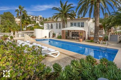 Villa Mariposa by Abahana Villas