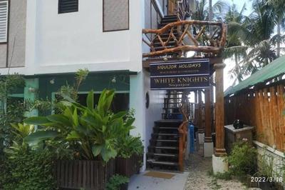 White Knight Seaview Room