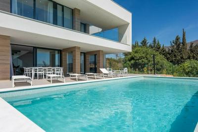 Modern villa with private pool close to Estepona