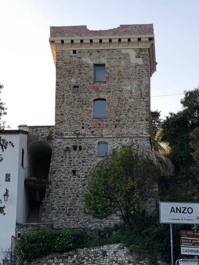 Gioiello alle porte delle 5 Terre