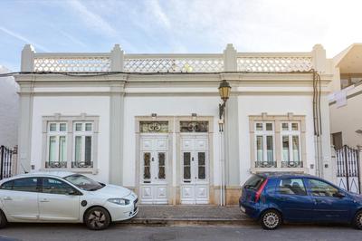 Blife Frankya private rooms