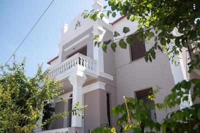 Acropolis Hotel