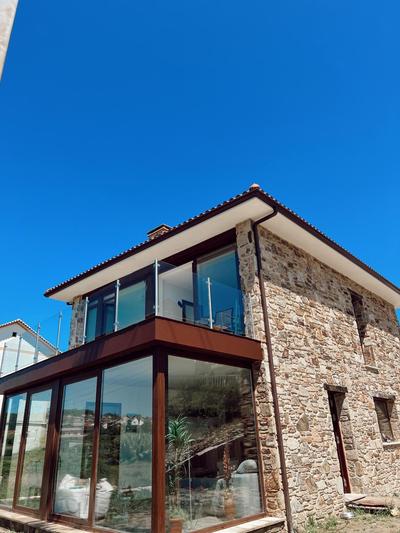 CESANTES VILLAGE e