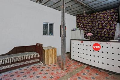 Hotel O Golden Residency Near Chakala (j B Nagar) Metro Station