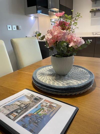 2 Bed, 2 Bath Apartment in Guildford Town Centre