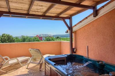 Ferienhaus mit Privatpool für 12 Personen ca 360 qm in Medulin, Istrien Südküste von Istrien