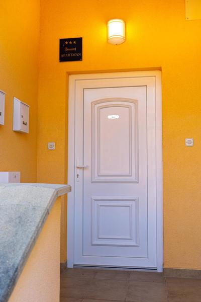 Family Apt with a BBQ & Shared Pool in Vodice 15 min Walk From Beach