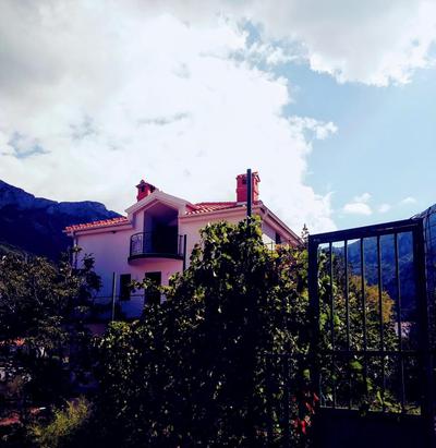 Villa Victoria