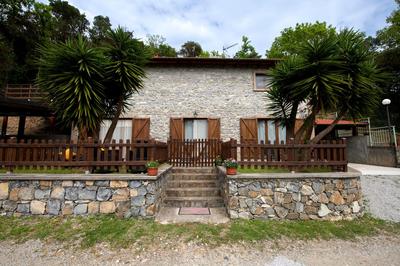 270 - Le Yucche Country House, nel verde di Casarza, 15 Minuti d'auto dal Mare