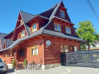 Gościniec U Ani - pod wieżą widokową Sky Walk, nieopodal szlaków na Polane Rusinową , Gęsią Szyje, Polane Zgorzelisko , Tarasówke i Palenice