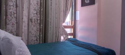 Quarto Plutão - banheiro privativo e ar condicionado