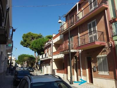 Orme sulla sabbia