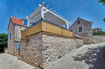 Holiday house MIA