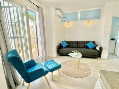 Bright, cozy flat close to the beach