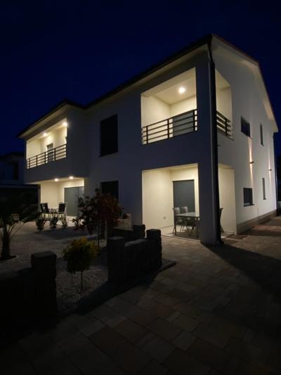 Casa Connie Apartments Valbandon