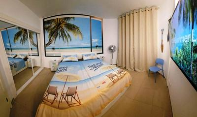BLUE BAY PARADISE - Beach front apartment with sea view