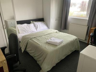 2 Warmark Road