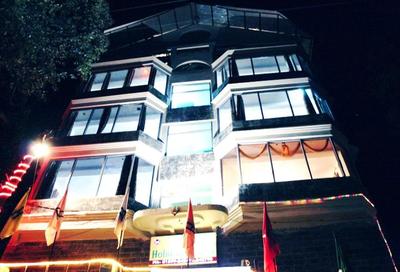 Hotel Plaza Dalhousie - Near Ghandhi Chowk Mall Road