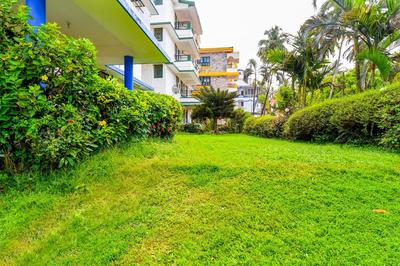 FabExpress Alor Resort