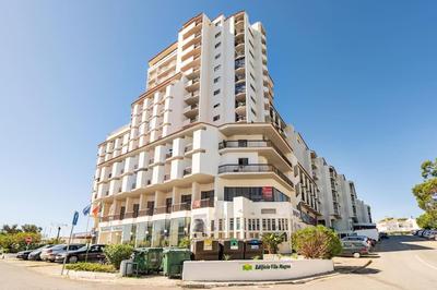 Aqua Magna Apartment