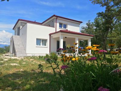 Apartment Emili