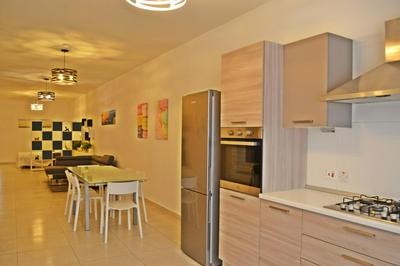 Boutique Ivy Rose - Heart of Marsaxlokk Bay