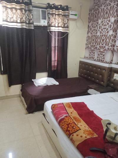 Tavisha castle hotel