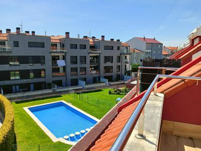 3 Bed Flat - Sleeps 6 - Pool - Garden - Parking