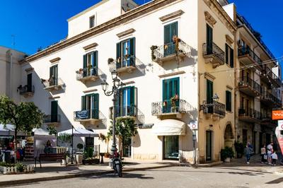 Palazzo Vaaz