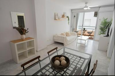 GINVA - Apartamento con terraza en la ribera del río
