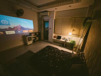 Midnight Corner Q7 Distric 7