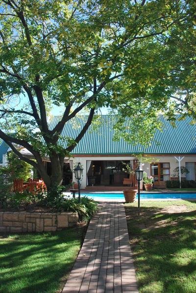 HOSPITALity Lodges