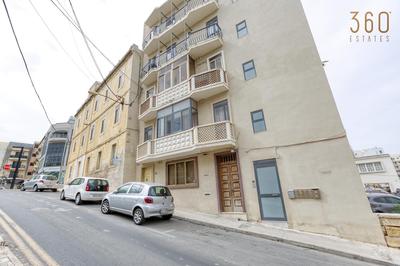Charming Pietà 2BR Apartment with Private Balcony by 360 Estates