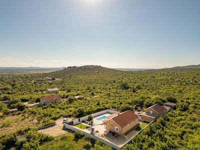 Holiday Home LaMar - with heated pool and whirlpool