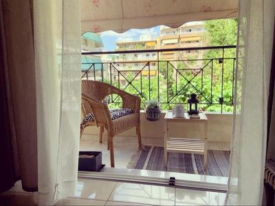 Urban Retreat-Apt with View near City Center