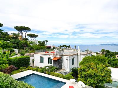 Il sogno di Chiara, Ischia