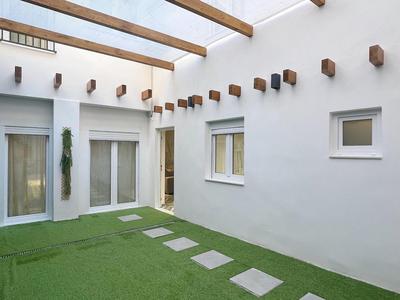 Encantador apartamento vigas de madera