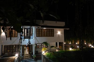 Ananda Holiday Home