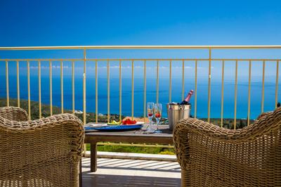 Villa Lemoni Skala - Heated Infinity Pool with Sea Views & Outside Cinema