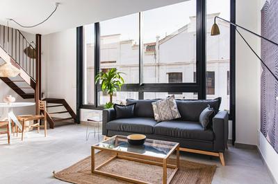 Valencia Apartments by Olala Homes