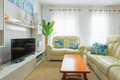 Sunny Seaside Getaway in Mar Menor