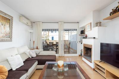 House 5 Mins From Montgat Beach