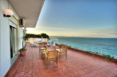 Terrazza sul mare