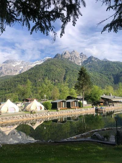 Camping & Ferienunterkünfte Steinplatte