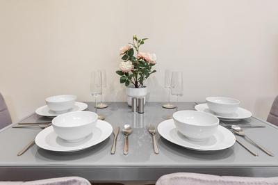 Modern Apartment in Shepherds Bush, near Westfield