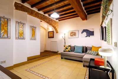 GuestHost - Castellare degli Ugurgieri Central Apt