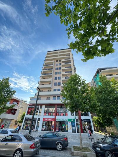 Vlora Centre Lions Gate 6 Apartment