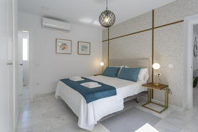 BRUJULA ground floor indoor apartment by Cadiz4Rentals